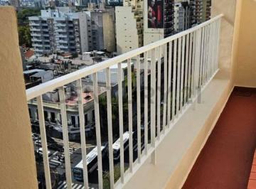 Departamento · 44m² · 2 Ambientes · Alquiler Departamento 2 Ambientes con Balcón Flores