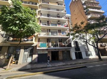 Departamento · 35m² · 2 Ambientes · Alquiler - Boedo - V. Liniers 1100 - 2 Ambientes - Frente con Balcon