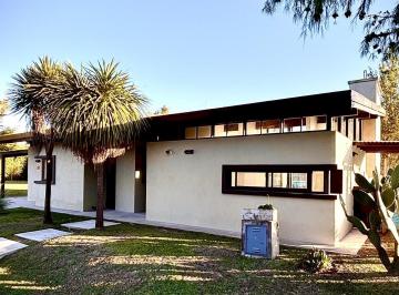 Casa de 5 ambientes, Pilar · Hermosa Casa en Venta. Barrio Cerrado en Pilar, Bajas Expensas, Techo Vivo.