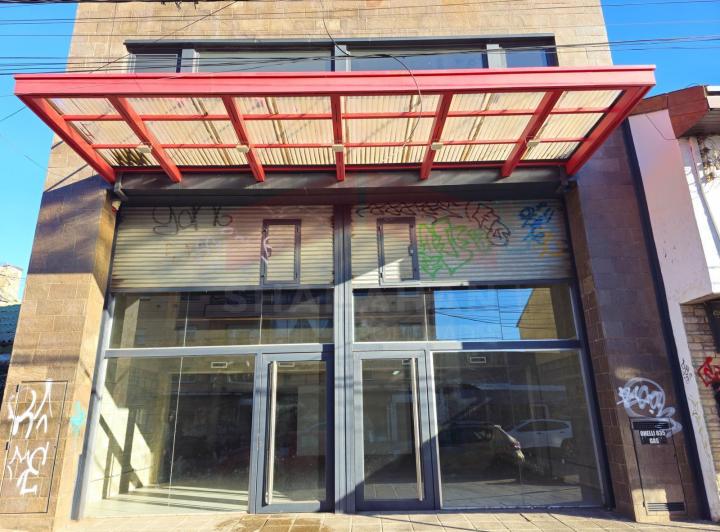 Local comercial · 466m²