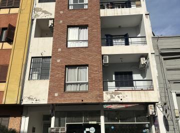 Departamento de 2 ambientes, Córdoba · Departamento en Alquiler - Dean Funes 1229 3º Piso