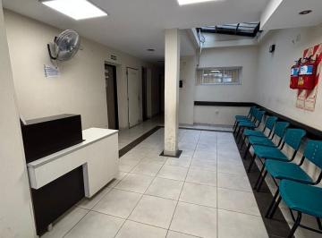 Oficina comercial · 25m² · 1 Ambiente · Consultorio en Barrio Norte en Alquiler