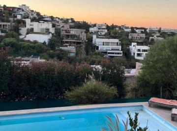 Casa en Alquiler de 8 ambientes La Rufina · Alquiler La Rufina
