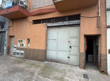 Bodega-Galpón , La Matanza · Galpón en Alquiler de 192 m² Ubicado en La Tablada a 100 m de Av Crovara