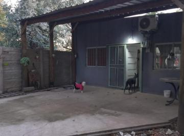 Casa · 61m² · 4 Ambientes · 4 Cocheras · Oportunidad! Casa Venta Fco Alvarez
