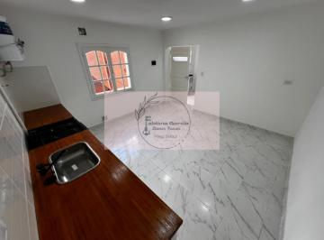PH · 24m² · 1 Ambiente · Oportunidad Retasada! PH Reciclado con Patio Propio