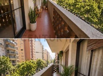 Departamento · 77m² · 4 Ambientes · Venta Amplio Departamento 4 Ambientes con Hermoso Balcón Corrido, Monserrat