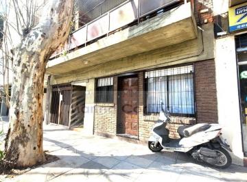 PH de 3 ambientes, Vicente López · Venta PH en Planta Baja Al Frente con Entrada Independiente, Patio y Cochera