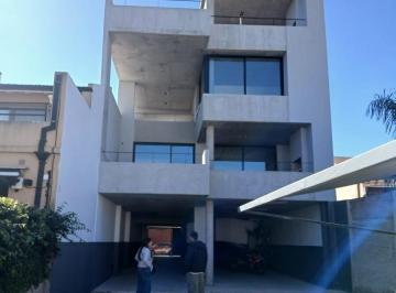 Departamento · 68m² · 2 Ambientes · 1 Cochera · Departamento en Bernal Oeste