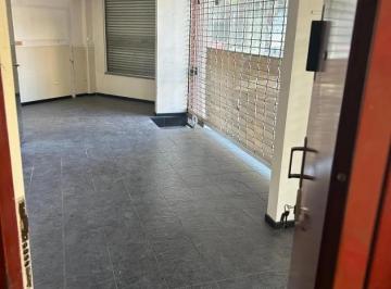 Local comercial · 62m² · Alquiler Amplio Local Comercial con 2 Baños en Nuñez