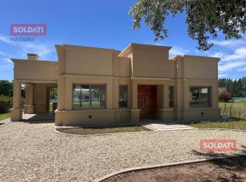 Casa · 133m² · 4 Ambientes · 1 Cochera · Casa Venta Haras del Sur II - 3 Dorm. - Piscina