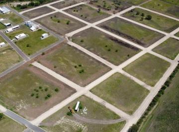 Terreno · 300m² · Lotes en Oro Verde + Financiación | Desde Usd 304 por Mes