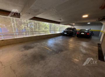 Garage · 13m² · Cochera Fija y Cubierta con Baulera Venta Saavedra
