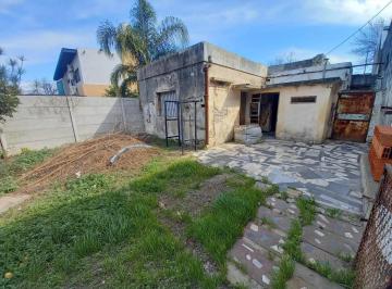Casa de 6 ambientes, Rosario · Casa 2dorm y 2 Locales + Terreno Libre