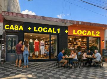 Casa de 6 ambientes, Rosario · 2 Dorm. Patio y 2 Locales Comerciales