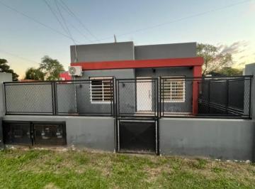 Casa · 55m² · 3 Ambientes · 1 Cochera · Casa en PH en Venta
