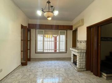 PH · 94m² · 3 Ambientes · Casa de Pasillo en Venta Dos Dormitorio Luis Agote