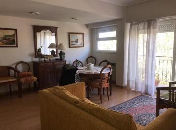 Departamento · 85ha · 3 Ambientes · Departamento de 3 Amb a La Calle con Balcón y Baulera