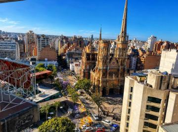 Departamento · 160m² · 4 Dormitorios · Enorme y Piso Alto en La Av Más Emblemática de Córdoba