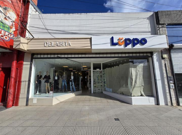 Local comercial · 196m²