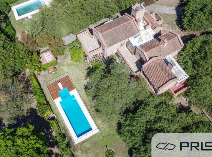 Casa · 562m² · 4 Dormitorios