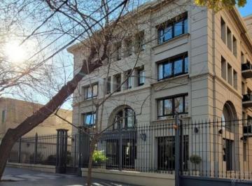 Departamento · 45m² · 2 Ambientes · 1 Cochera · Departamento en Venta en Mendoza Ciudad