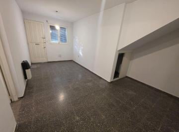 Departamento en Venta de 3 ambientes Quinta Sección · Oportunidad en La Quinta Sección, Mendoza: Departamento en Planta Baja Sin Expensas.
