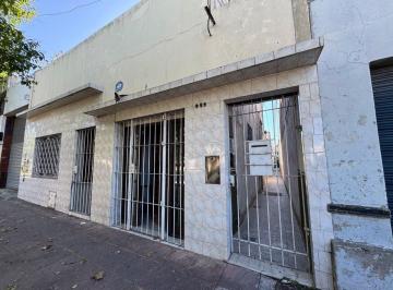 PH · 73m² · 4 Ambientes · Venta 2 Phs en Uno - 4 Amb C/3 Hab 70 m² - Bernal O.