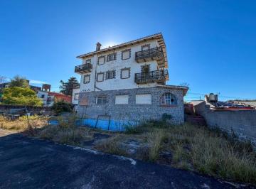 Hotel de 16 ambientes, Río Ceballos · Oportunidad! Hotel en Venta, Excelente Ubicación con Salida a Dos Calles