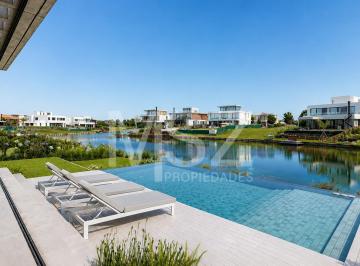 Casa · 400m² · 4 Dormitorios · 2 Cocheras · Casa en Venta Sobre El Lago en Virazon