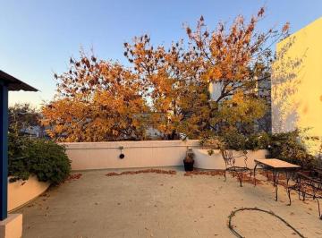 PH · 132m² · 4 Ambientes · PH en Saavedra