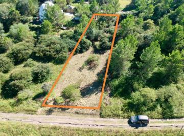 Terreno , Huerta Grande · Gran Terreno a 2 Calles - Limite Villa Giardino y Huerta Grande. Precio en Oportunidad de Inversión!