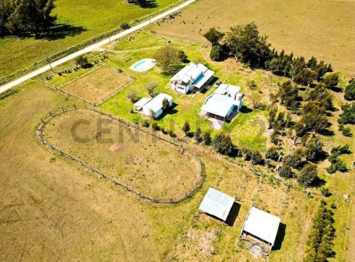 Campo · 250m² · 6 Ambientes · 3 Cocheras