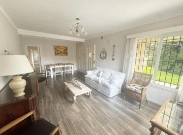 Casa · 150m² · 4 Ambientes · 1 Cochera · Casa en Venta, Av del Libertador, Pinamar, 3 Dorm.