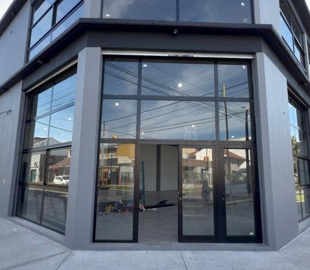 Local comercial · 250m²