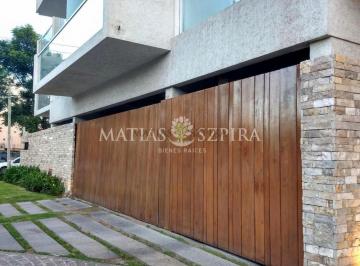 Garage · 12m² · Venta Cochera Cubierta Durban Olazábal Ituzaingó Norte