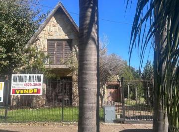 Casa de 3 ambientes, Ituzaingó · Casa Alpina en Ituzaingo
