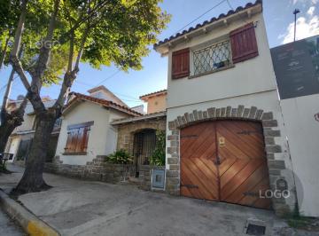 Casa · 183m² · 5 Ambientes · 2 Cocheras · Casa - Guemes