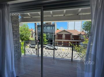 Casa · 160m² · 5 Ambientes · 1 Cochera · Casa en Guemes