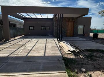 Casa de 6 ambientes, Luján de Cuyo · Casa en Acacias de Terrada
