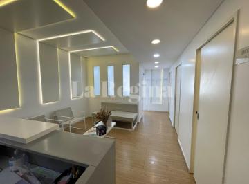 Oficina comercial · 70m² · 1 Cochera · Oficina en Alquiler en El Portal - Vientos del Delta, Nordelta, Tigre