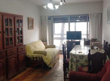 Departamento de 3 ambientes, Parque Patricios · Venta 3 Ambientes con Balcon Corrido a m del Parque Patricios