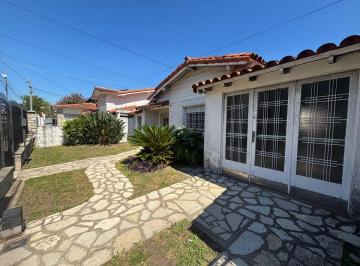 Casa de 4 ambientes, La Matanza · Casa en Venta 4 Ambientes en Villa Luzuriaga