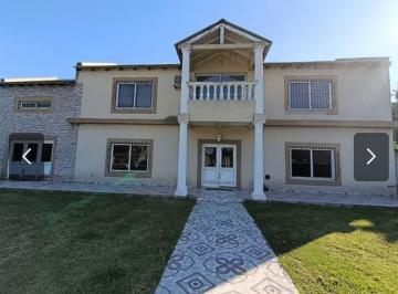 Casa en Venta de 4 ambientes · Importante Casa en Venta