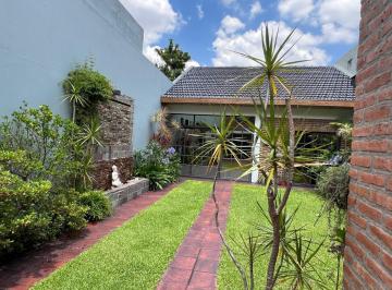 Casa · 190m² · 5 Ambientes · 2 Cocheras · Casa Venta 4 Amb Apto Credito, Lanus Oeste, G. B. a. Zona Sur