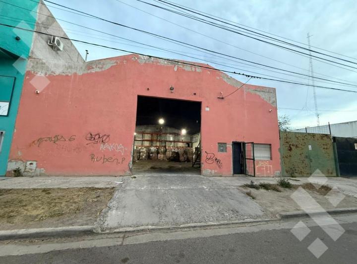 Depósito · 350m²