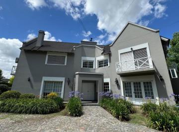 Casa · 363m² · 6 Ambientes · Venta Casa en Bcdo Chacra de Alcala