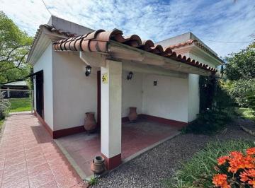 Casa · 195m² · 5 Ambientes · 1 Cochera · Venta Casa en Una Planta Bella Vista