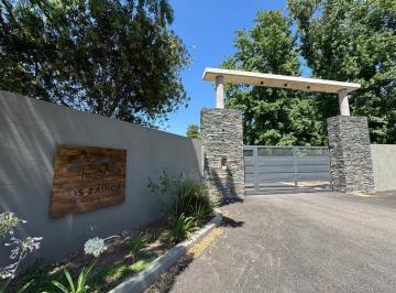 Terreno · 672m² · Venta Lotes en B° con Porton en Bella Vista