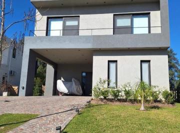 Casa · 277m² · 4 Ambientes · 2 Cocheras · Nordelta - Carpinchos - Venta Casa Nueva - 2 Pltas. - 3 Dor, Estar